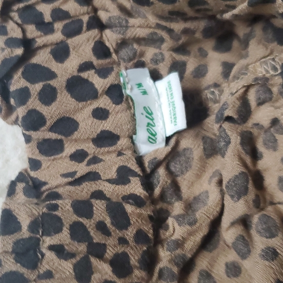 Aerie Shorts - Picture 2 of 3